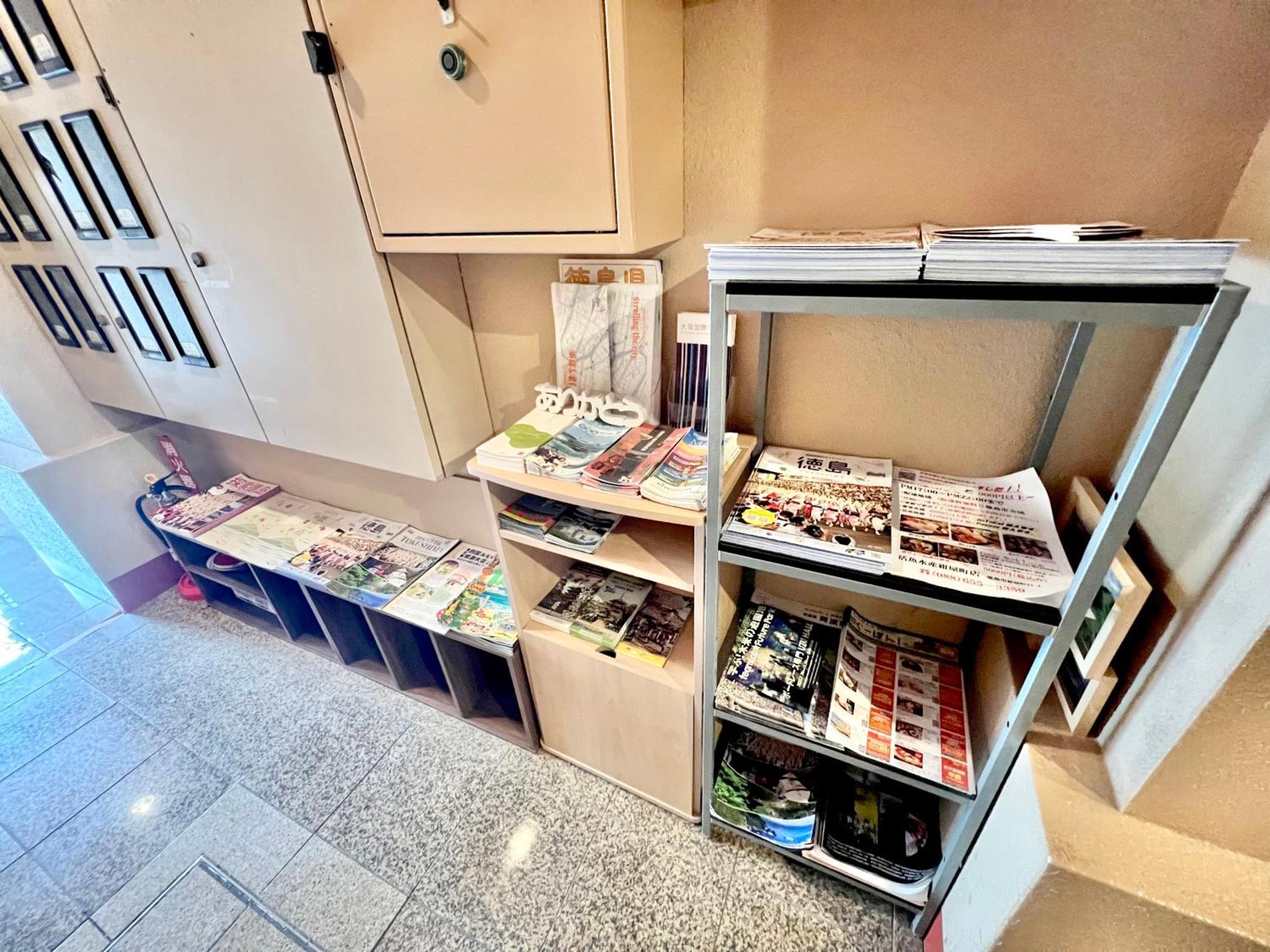 Petithotel017全室ミニキッチン付きファミリルーム 飲食街中心 阿波踊り会館7分 文理 徳島大学 アスティとくしま車8分 Tokushima Extérieur photo
